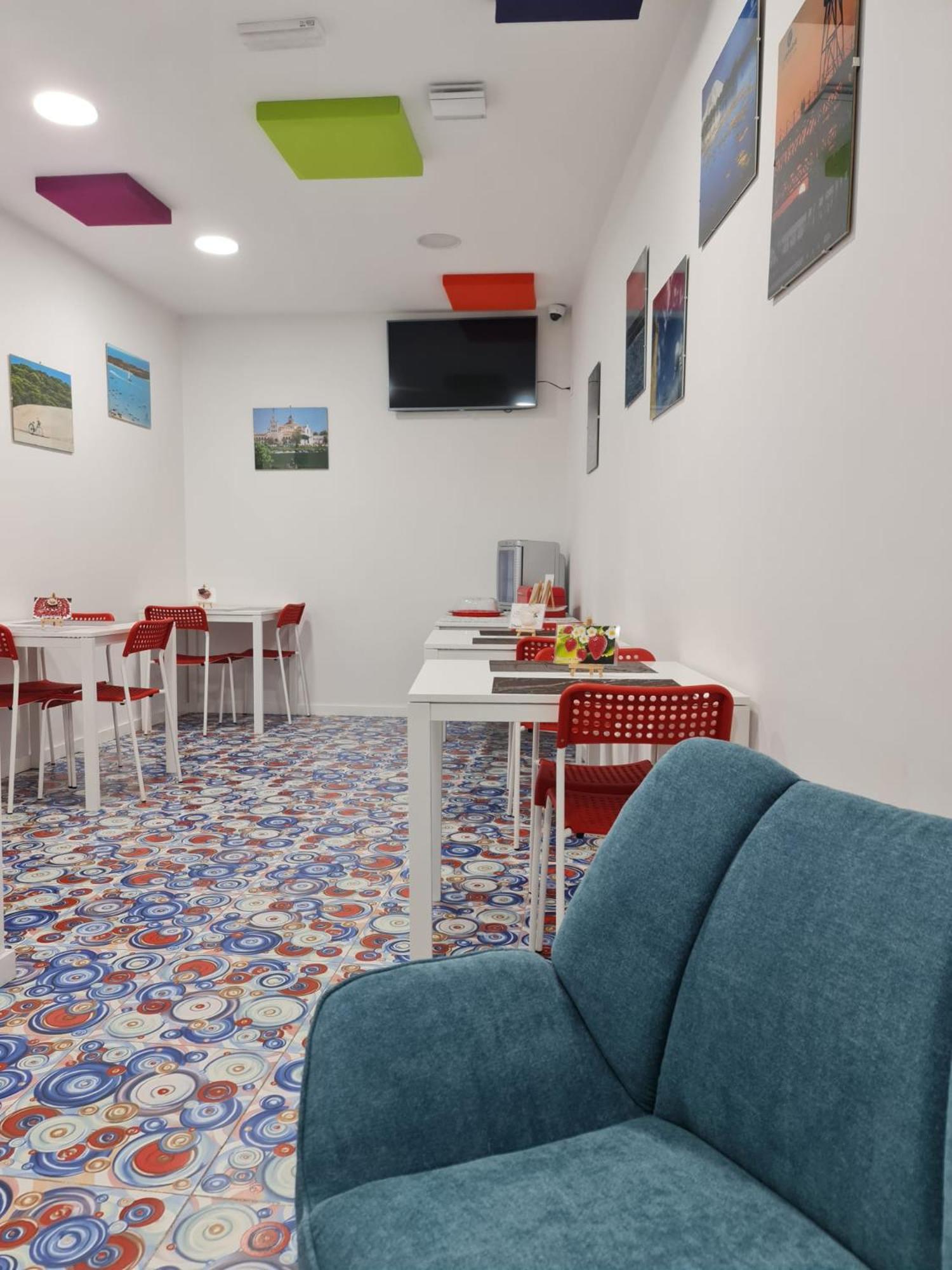 Отель Huelva Art Экстерьер фото